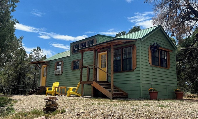 Mancos Cabin | Newly remodeled cabin across from Mesa Verde National Park