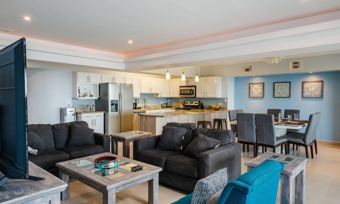 Cozumel Condo | NEWLY REMODELED CONDO WITH SPECTACULAR OCEAN VIEW - CASA DE SOPHIA
