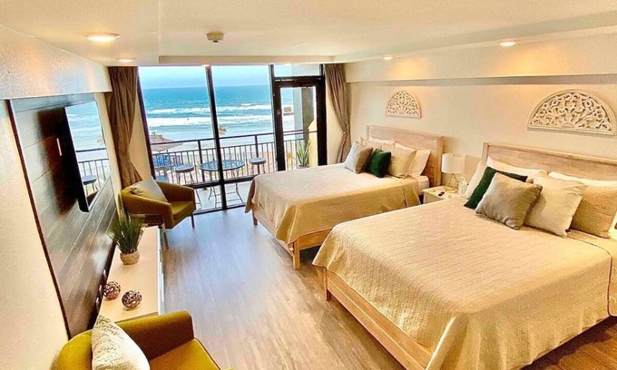 Daytona Beach Apartment | Newly renovated Ocean View Hawaiian Inn Resort - Daytona Beach!n