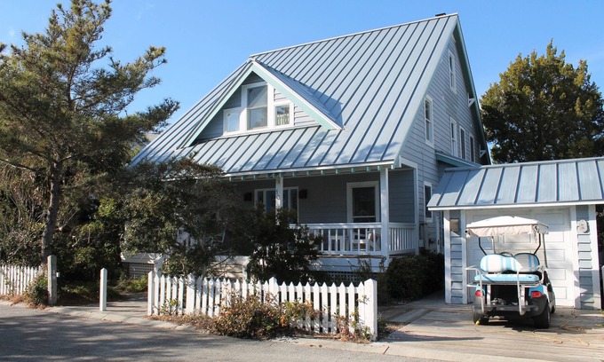 Bald Head Island House | Newly Renovated 5 Bedroom Home on Bald Head Island House in Harbour Village