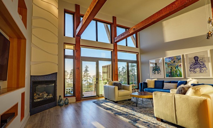 Ucluelet Condo | Newly Renovated 2 Bedroom Condo in The Ridge Ucluelet