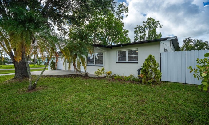 Fort Myers Shores House | Newly renovated 3BR/2BA home with modern finishes, fast WiFi, central A/C,