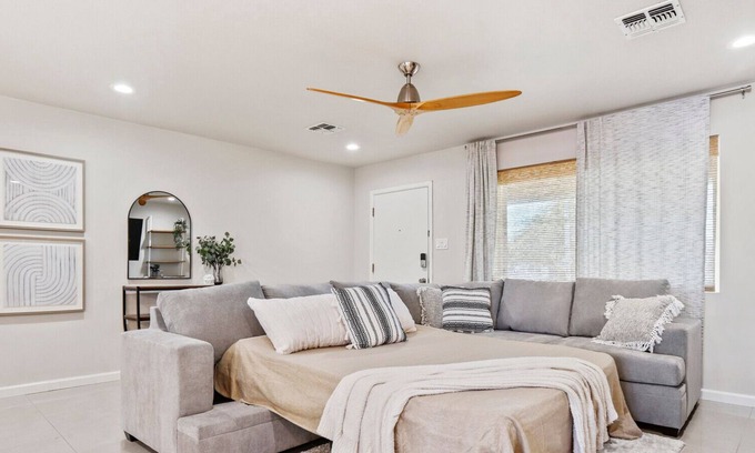 Papago Parkway House | Newly Renovated and Spacious Scottsdale Getaway