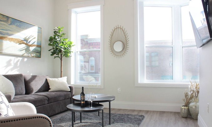 Petrolia Apartment | Newly renovated apartment in the heart of Petrolia. The Victoria Suite