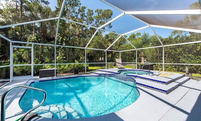 East Naples House | Newly Renovated, Beach Close, Pet Friendly, Modern Luxury Retreat
