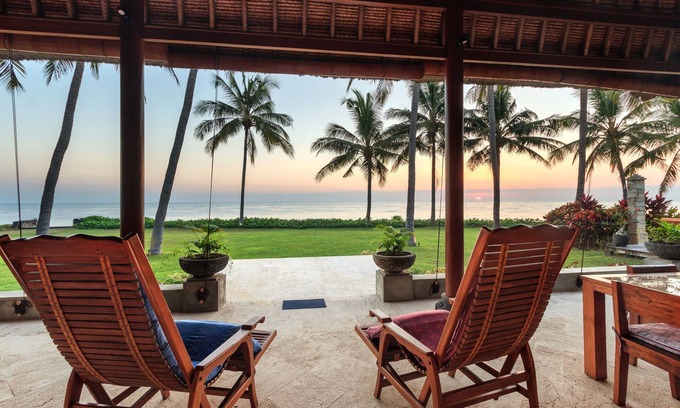 Tejakula Villa | Newly renovated beachfront property in Tejakula