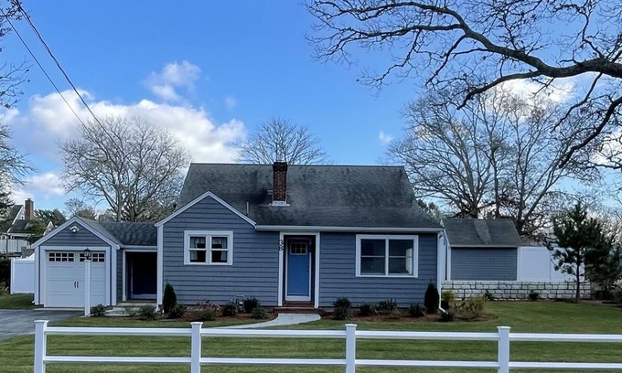 Buzzards Bay House | Newly Renovated Cape House, 3 Bedrooms, Outdoor Pool, Walking distance to Canal