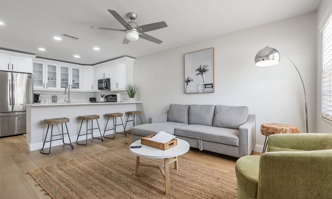 Apollo Beach Condo | Newly Renovated Condo in Apollo Beach !