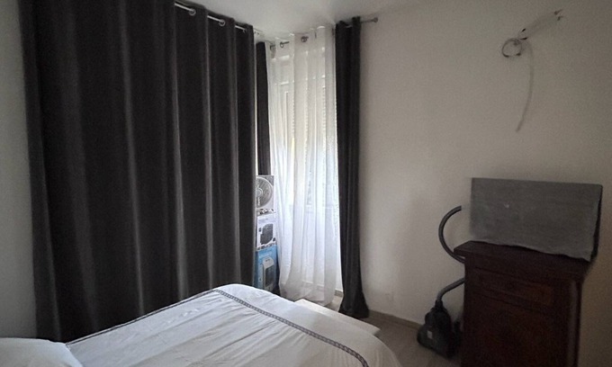 Euromed - La Joliette Apartment | Newly renovated, comfortable apartment close to all amenities.