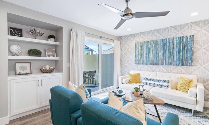 Hermosa Village Condo | Newly renovated condo, closest walk to theme parks - pools & hot tub on-site