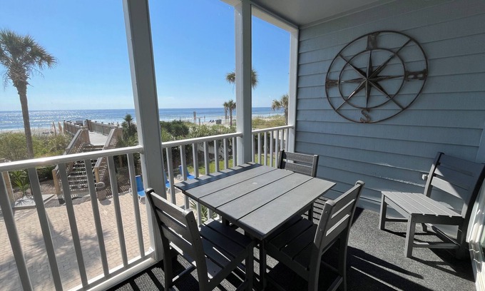 Myrtle Beach Condo | !NEWLY RENOVATED! DIRECT OCEAN FRONT CONDO-Unit 104