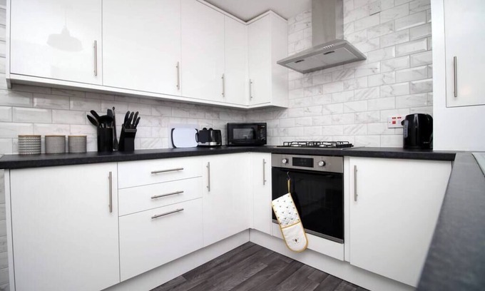 Hanham House | *Newly Renovated home in Bristol- DISCOUNTS*