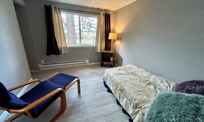 Parkland House | Newly-renovated home has great proximity to schools, hospitals, military bases