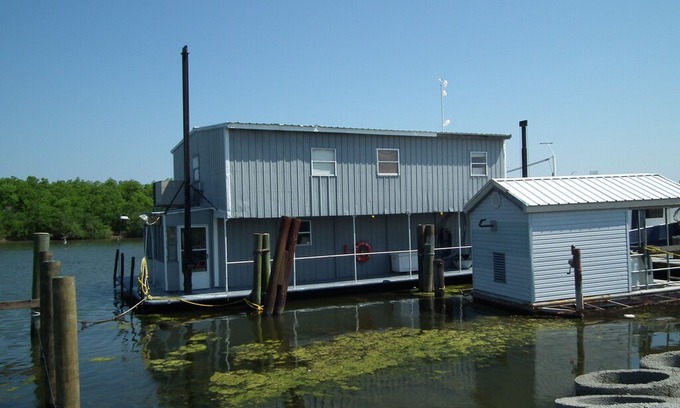 Hopedale Boat Rental | Newly Renovated Houseboat in Hopedale, LA on Bayou Loutre.