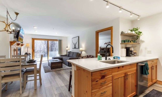 Driggs Condo | Newly Renovated Luxury at Teton Creek Resort