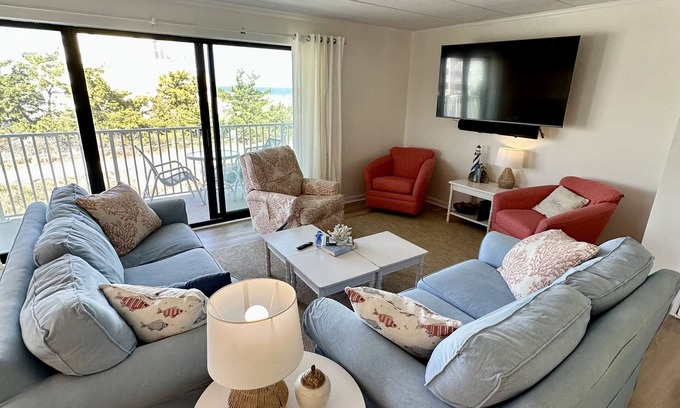 North Ocean City Condo | Newly renovated Oceanside condo with easy access to the pool and beach!