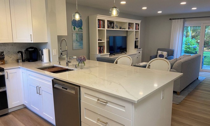 Brewster House | Newly Renovated Ocean Edge 2 Bedroom Condo in Fletcher Village