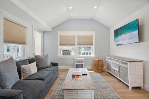 Hampton Apartment | Newly Renovated Professional Design Partial Ocean Views