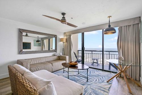 Galveston Apartment | Newly Renovated San Luis Resort luxury condo