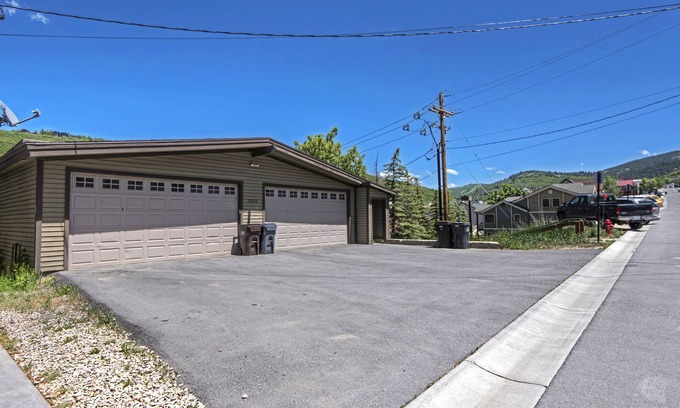 North Park City Condo | Newly Renovated Ski/Mt. Bike Condo, Steps Away From PCMR