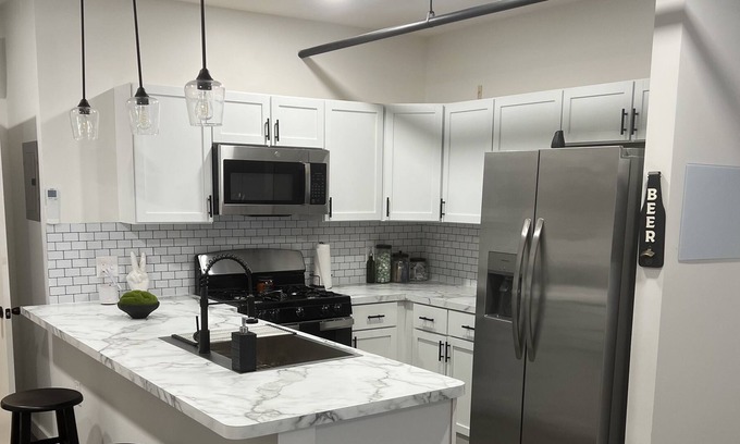Tremont Apartment | Newly Renovated Spacious Studio