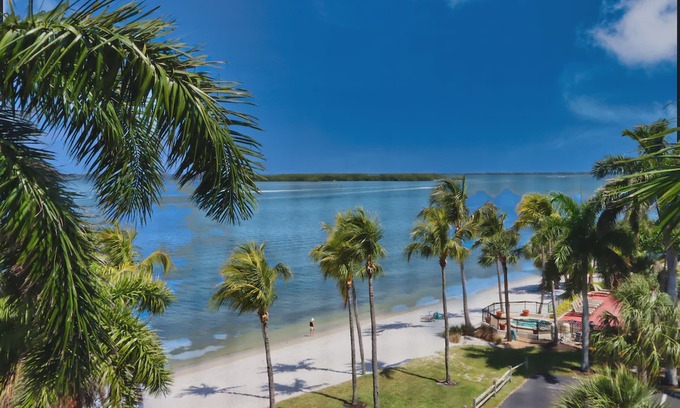 Punta Rassa Condo | Newly Renovated Two Bedroom Condo with Stunning Views! Sanibel Harbour Resort 437 - B