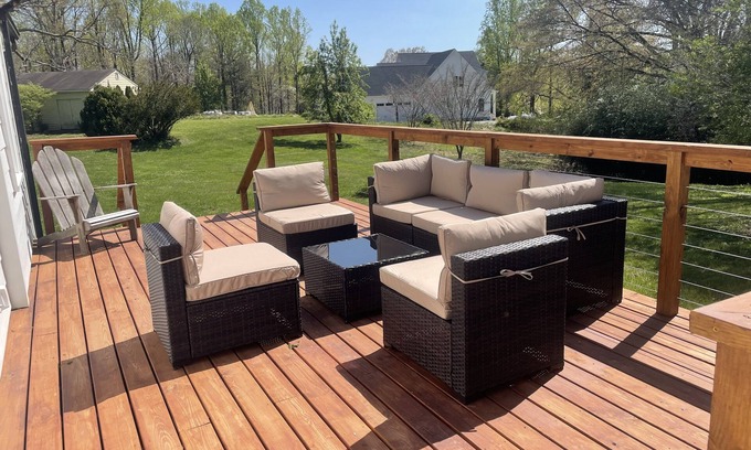 Batesville House | Newly Renovated Crozet Home