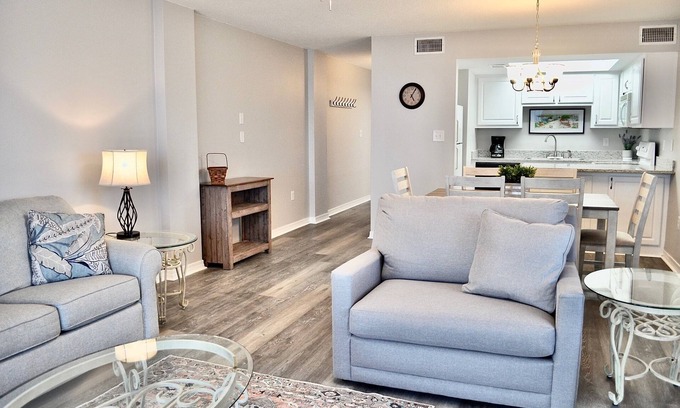 Orange Beach Condo | Newly updated 1 bed right on the beach!