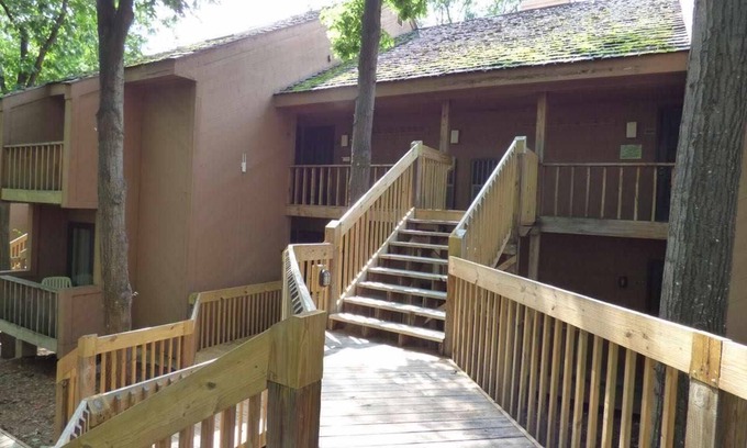 Bellaire Condo | Newly Updated 3 bedroom, 2.5 bath Slope Side Shanty Creek Summit Village Condo
