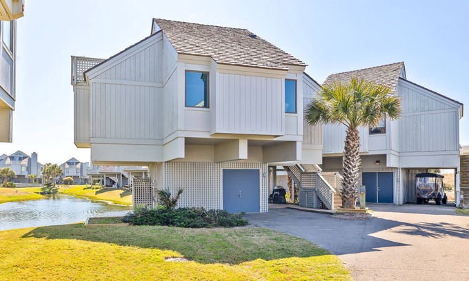 Bald Head Island Villa | Newly updated, desirable Villa next to BHI Club