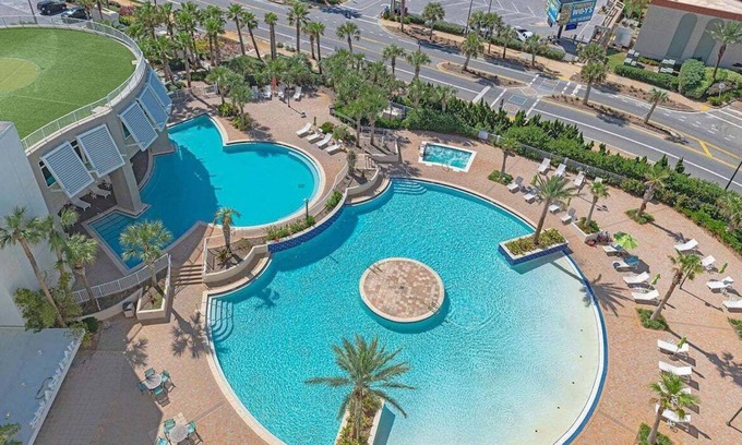 Panama City Beach Condo | Newly Updated Condo Next to Beach!