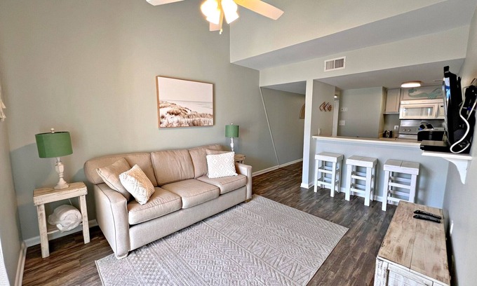 Orange Beach Condo | ☀️ Newly Updated! We're just waiting for you! Waves, Sand and Fun in the Sun 🌞