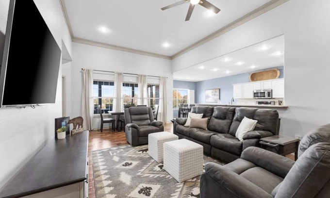 Branson West House | Newly Upgraded - The Overlook at Stonebridge!