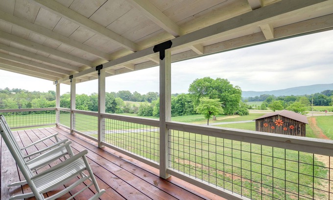 Newport House | Newport Retreat: 12 Mi to Great Smoky Mountains!