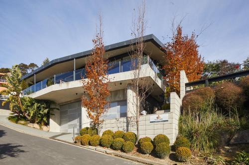 Akaroa Bed & Breakfast | Newton Heights