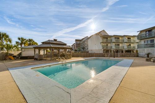 Gulf Shores Apartment | Next to Gulf Shores Public Beach Condo with Pool!