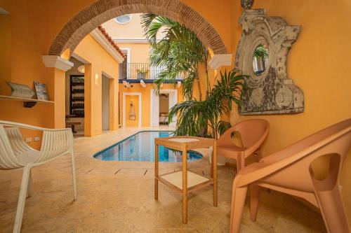 Cartagena Walled City House | Niña Maria pool House Plaza San Diego, Downtown!
