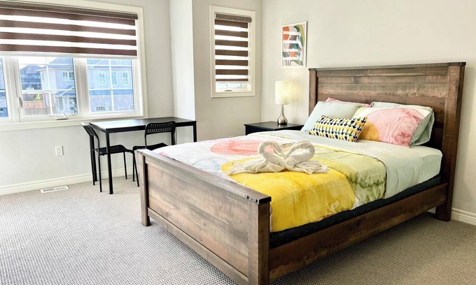 Thorold House | Niagara Getaway n4bdrm, 4bths. 18 min to Falls.n'Isla Paraiso Verde'