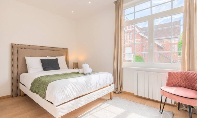 Marcq-en-Baroeul Apartment | Nice 20m2 bright atypical flat with terrace