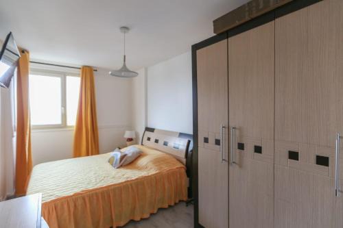 Le Pre-Saint-Gervais Apartment | Nice 3 rooms with balcony in Pré-Saint-Gervais