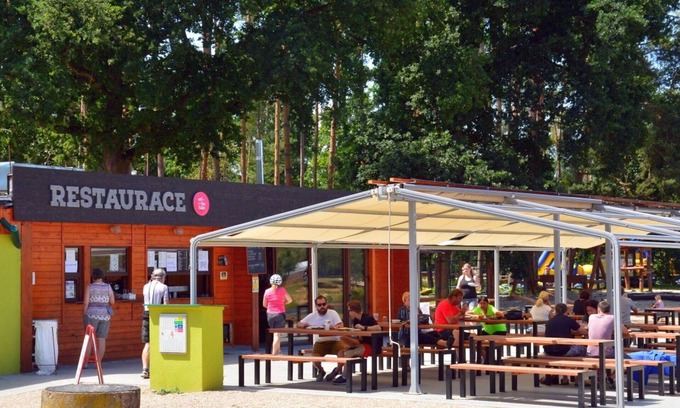 Hradec Kralove House | Nice apartment in villa for 12 people with WIFI, TV, patio, pets allowed and parking