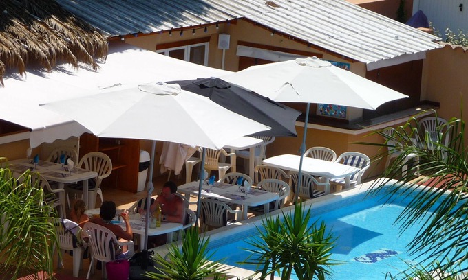 Les Bormettes Apartment | Nice apartment 6 pers. 250 m from BEACH with HEATED SWIMMING POOL and TENNIS (7)