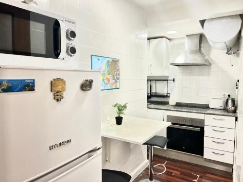 El Coll Apartment | Nice apartment close PARK GÜELL 2