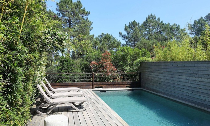 Sari-Solenzara Apartment | Nice apartment for 4 guests with private pool, WIFI, A/C, TV, terrace, pets allowed and parking