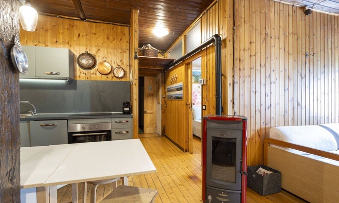 Campodolcino Apartment | Nice apartment for 4 people with WIFI, TV, pets allowed and parking