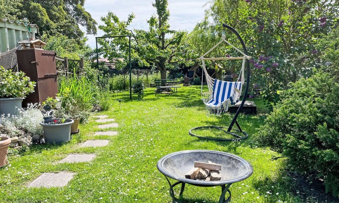 Gingst Apartment | Nice apartment for 2 guests with WIFI, TV and patio