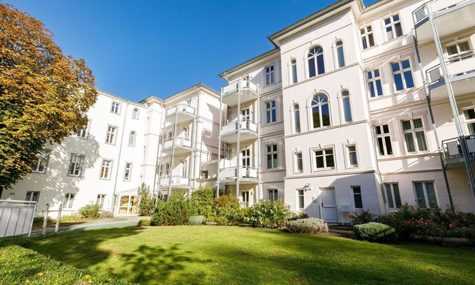 Ostvorpommern Apartment | Nice apartment for 2 guests with WIFI, TV, balcony and pets allowed