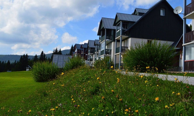 Vitkovice Apartment | Nice apartment for 4 people with WIFI, TV, balcony and parking