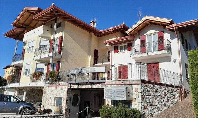 Vervo Apartment | Nice apartment for 4 people with WIFI, TV, terrace and pets allowed