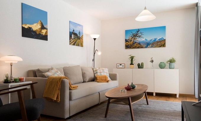 Saas Grund Apartment | Nice apartment for 5 guests with WIFI, TV, balcony and pets allowed